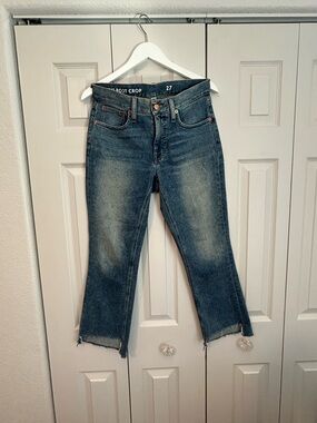 J Crew 9” Billie Demi Boot Crop Kicked Leg Frayed Raw Hem Sz 27 Distressed